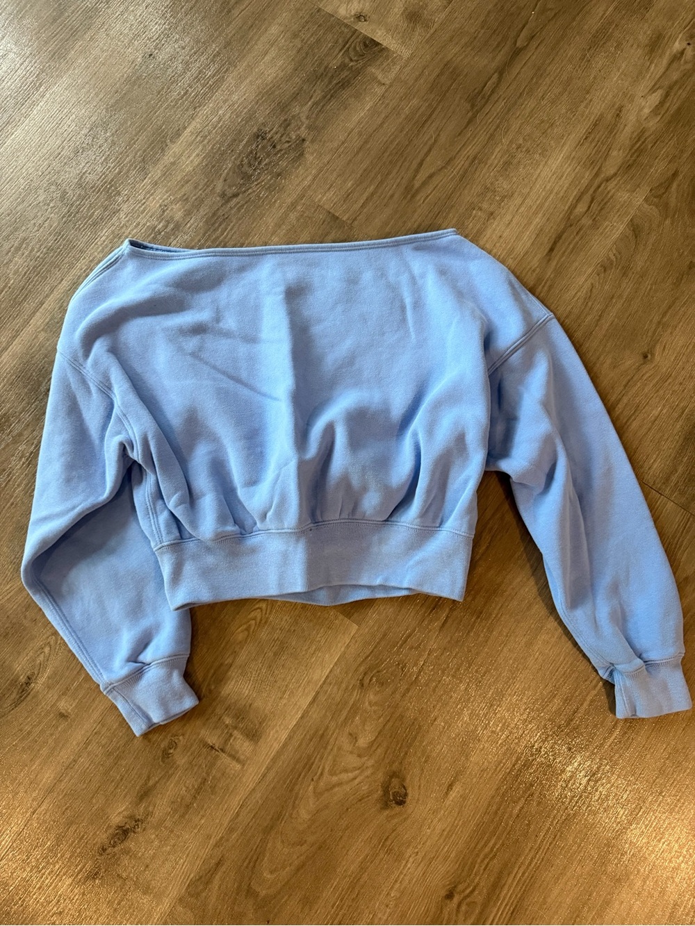 Abercrombie & Fitch blue Off-the-Shoulder Cropped Sweater